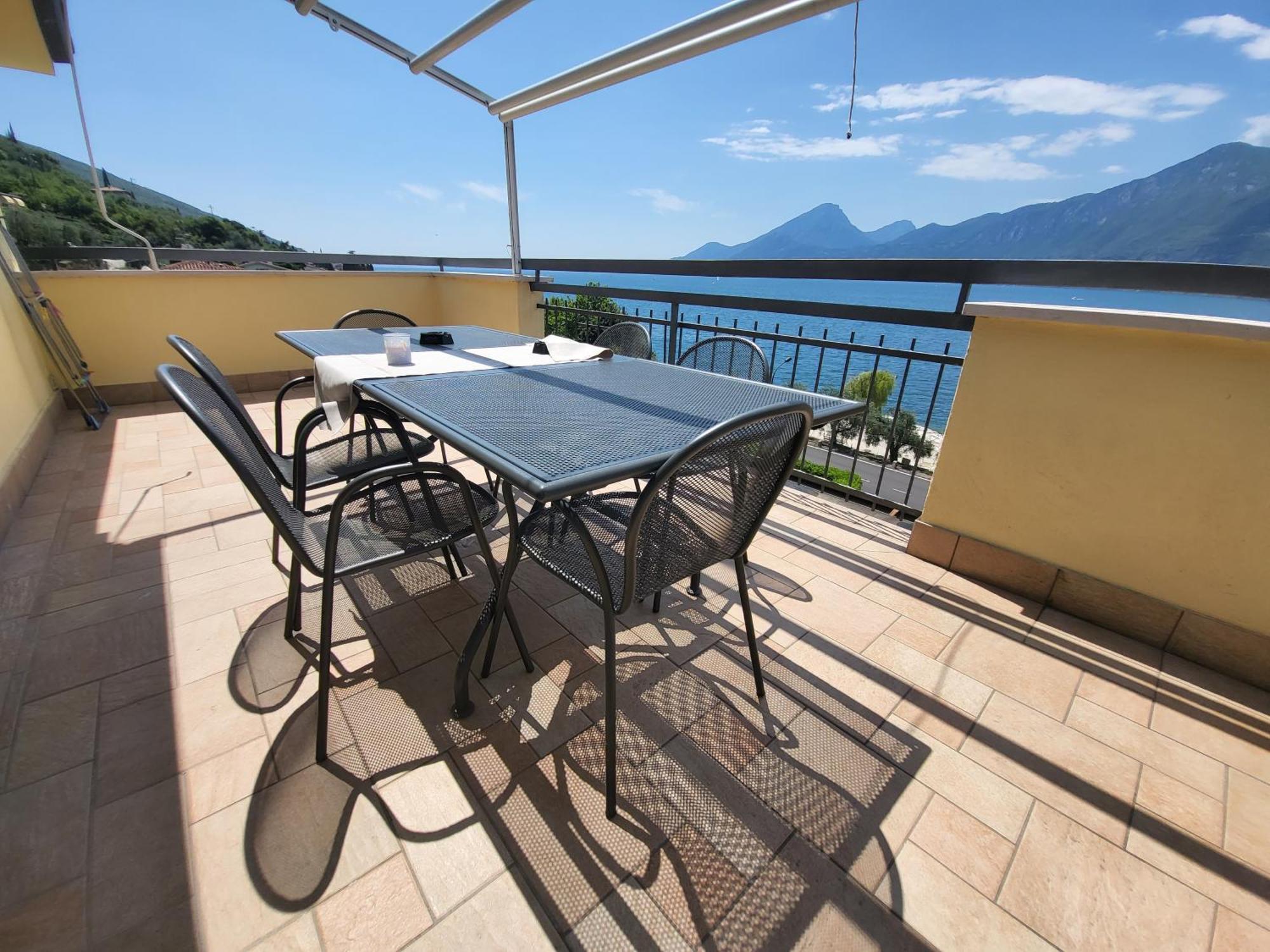 Penthouse Casa Alkea Masse Lake View Brenzone sul Garda Ngoại thất bức ảnh