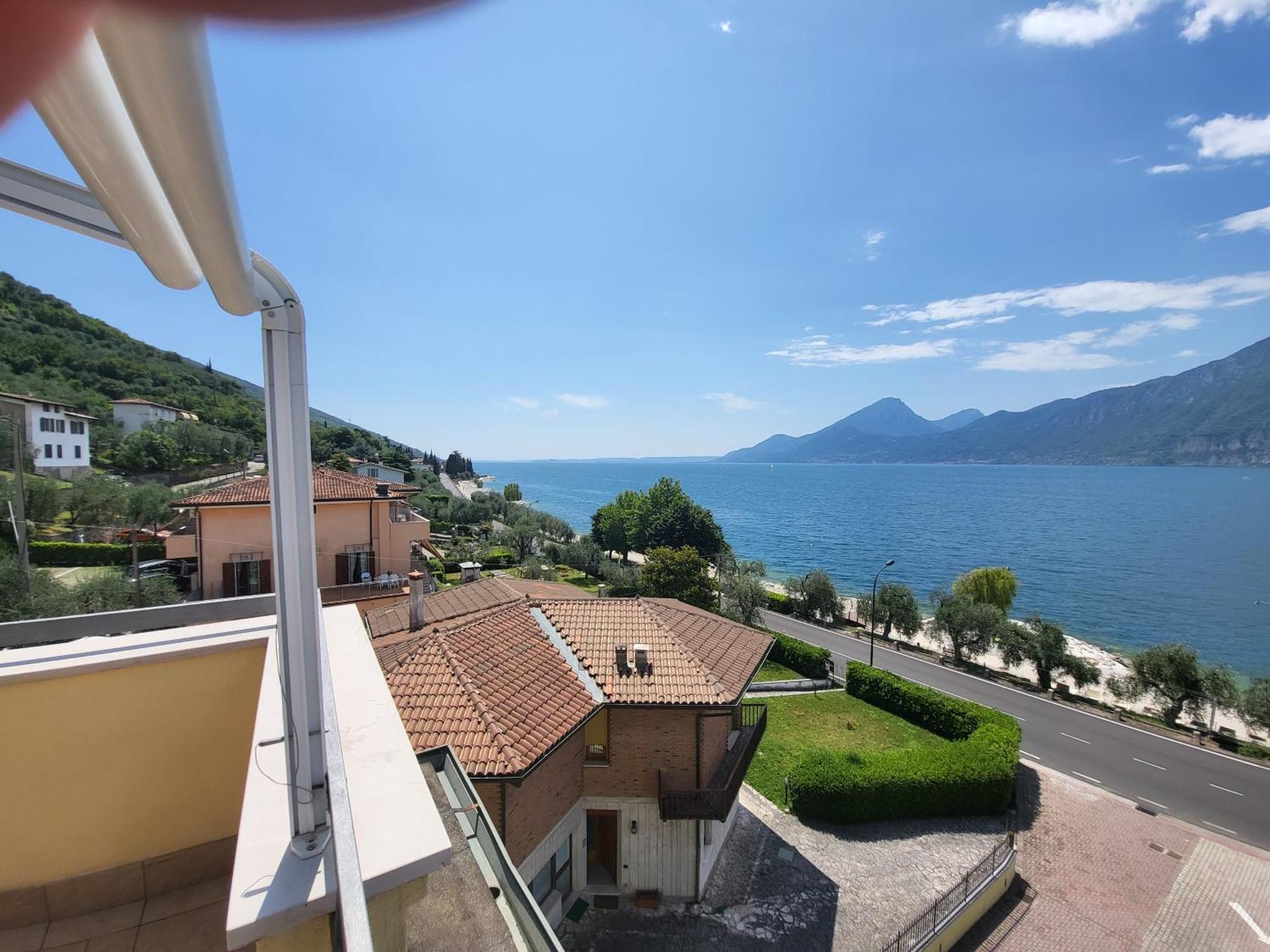 Penthouse Casa Alkea Masse Lake View Brenzone sul Garda Ngoại thất bức ảnh