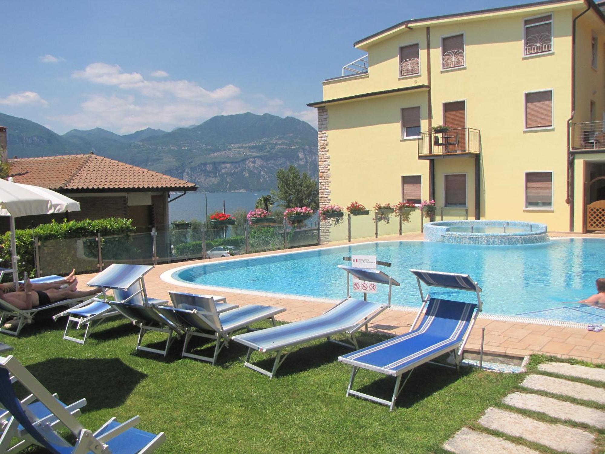 Penthouse Casa Alkea Masse Lake View Brenzone sul Garda Ngoại thất bức ảnh